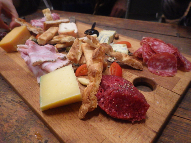 cheese platter stoom bar web